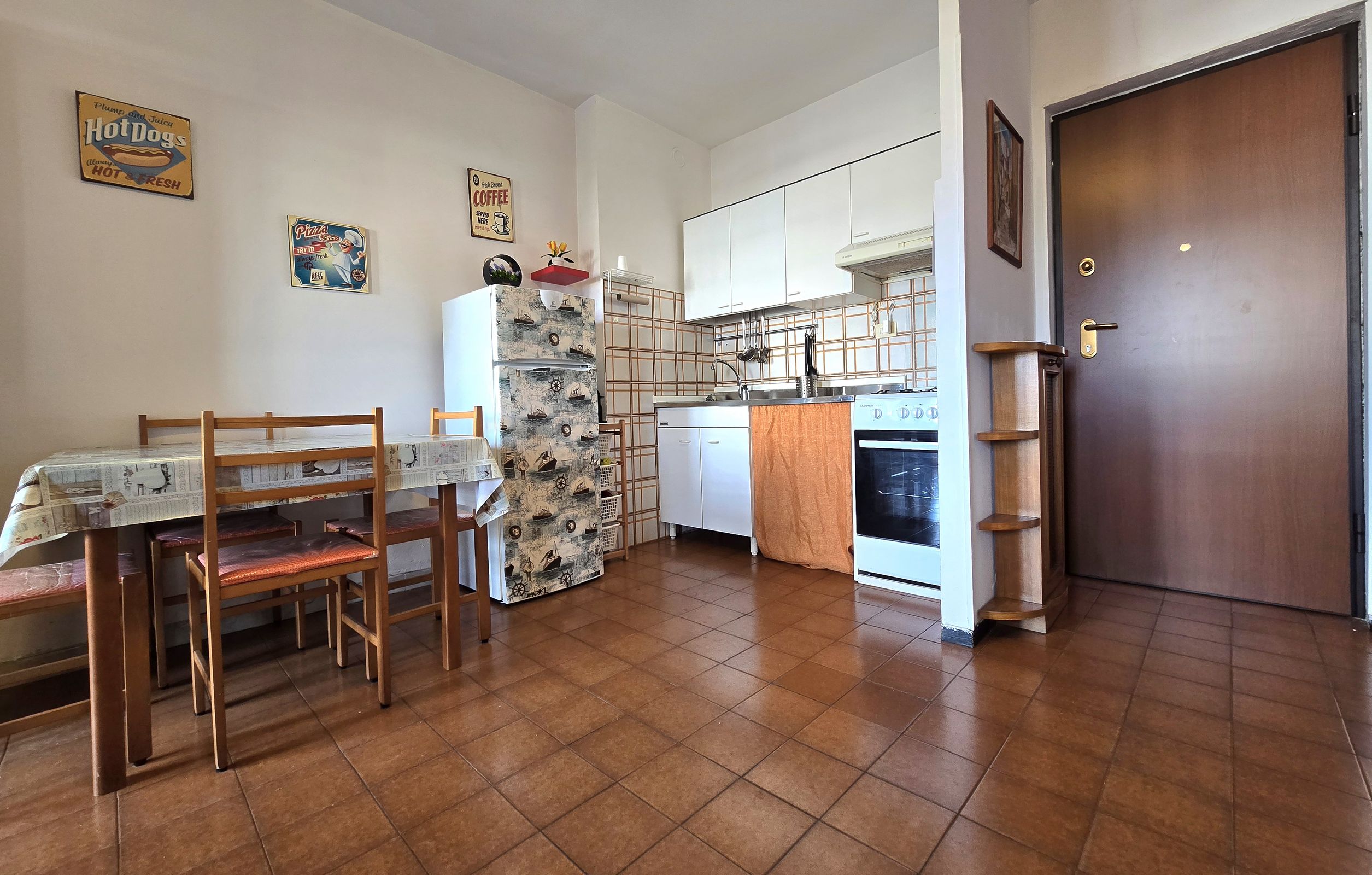 Cucina attrezzata casa vacanze Cerveteri
